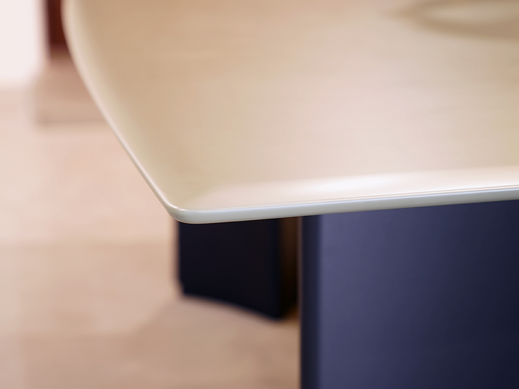 Up-down Desk close up